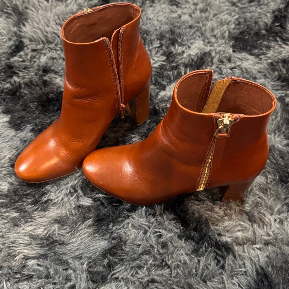 Jeffrey Campbell Elegant Brown Ankle Boots - Picture 4 of 9